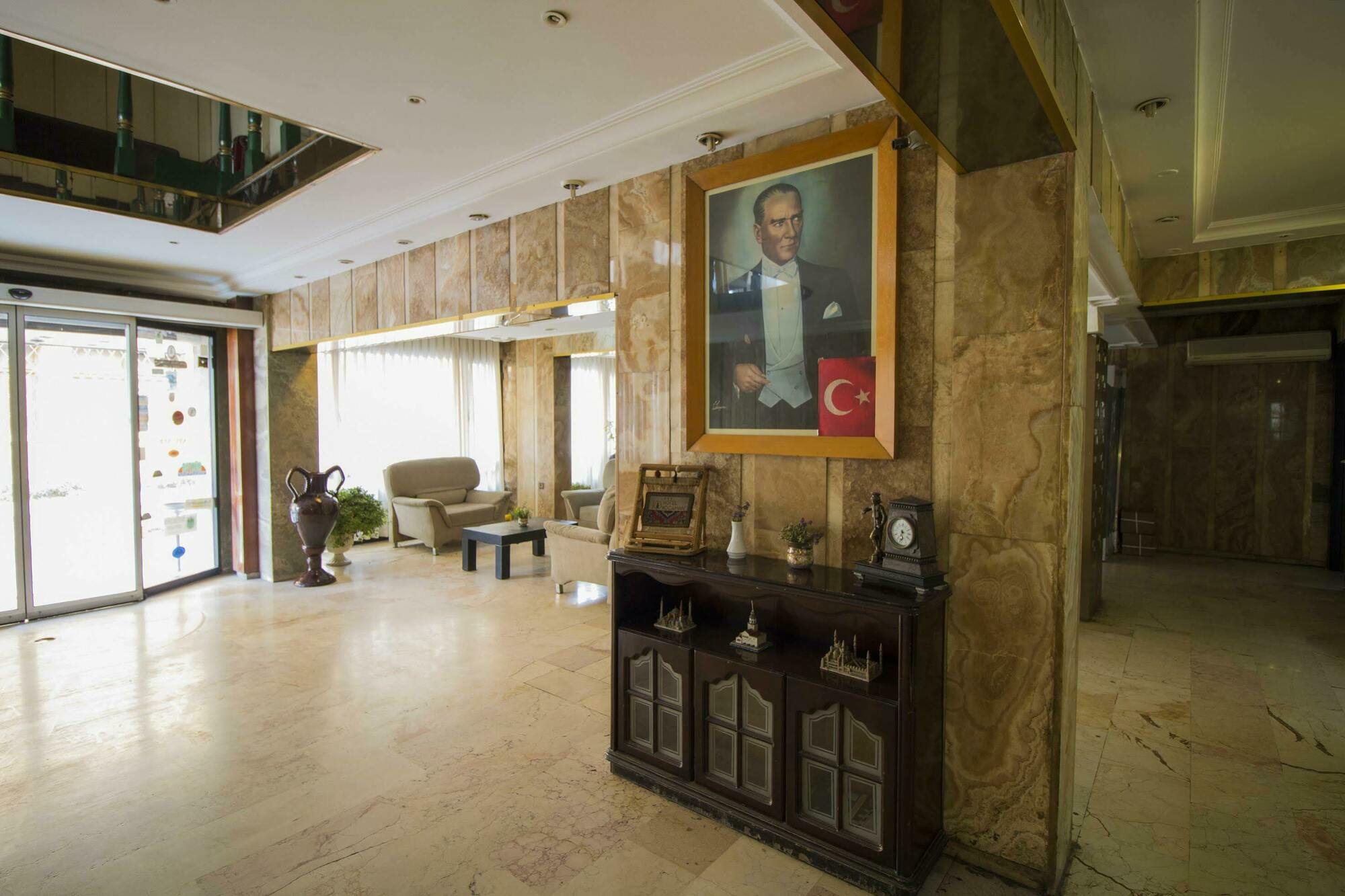 Hotel Kocaman İzmir Exteriér fotografie